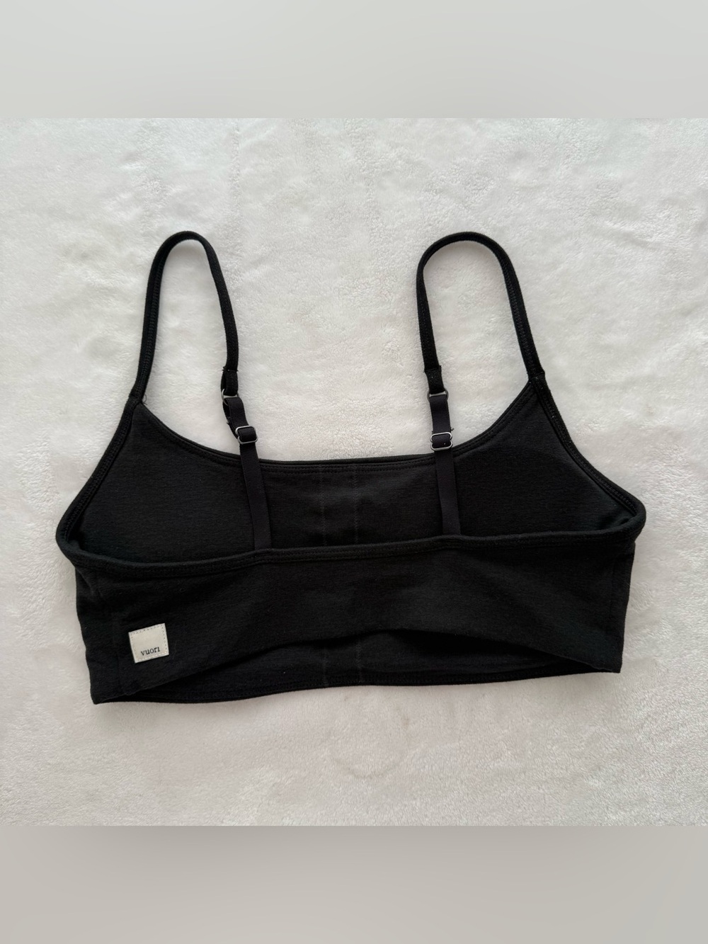Vuori Halo Essential Bra Small in Black Heather Minimal Coverage Secure Fit - Picture 5 of 8